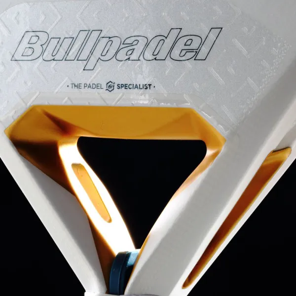 Ракетка для падела BULLPADEL Pearl 26, 493804, для профессионалов, карбон, бело-серый за 35&nbsp;929.50 ₽ в Кемерове